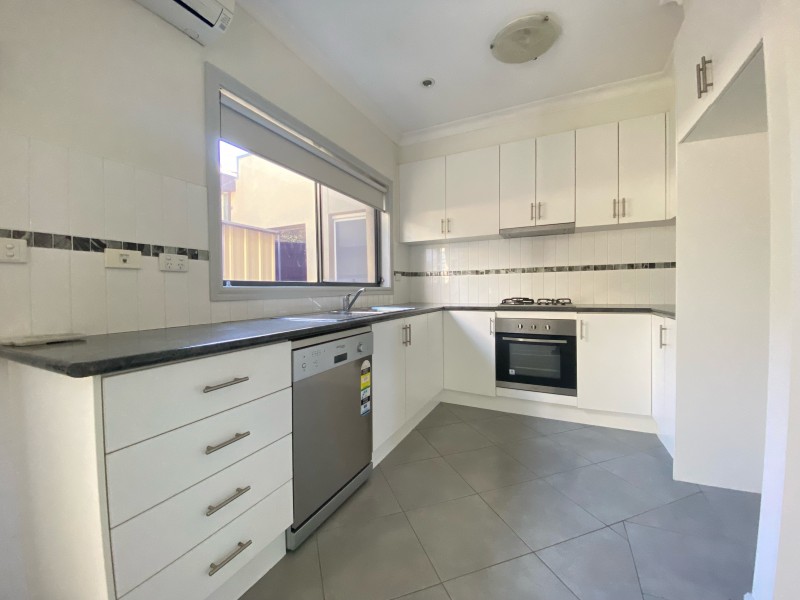 1/46-48 Bulla Road, Strathmore VIC 3041