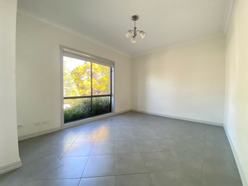 1/46-48 Bulla Road, Strathmore VIC 3041