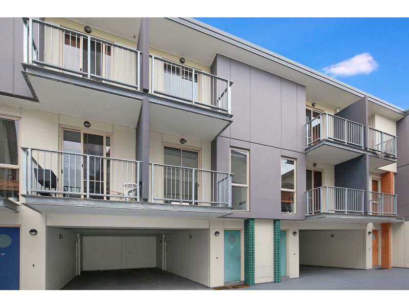 33/80 Trenerry Crescent, Abbotsford VIC 3067