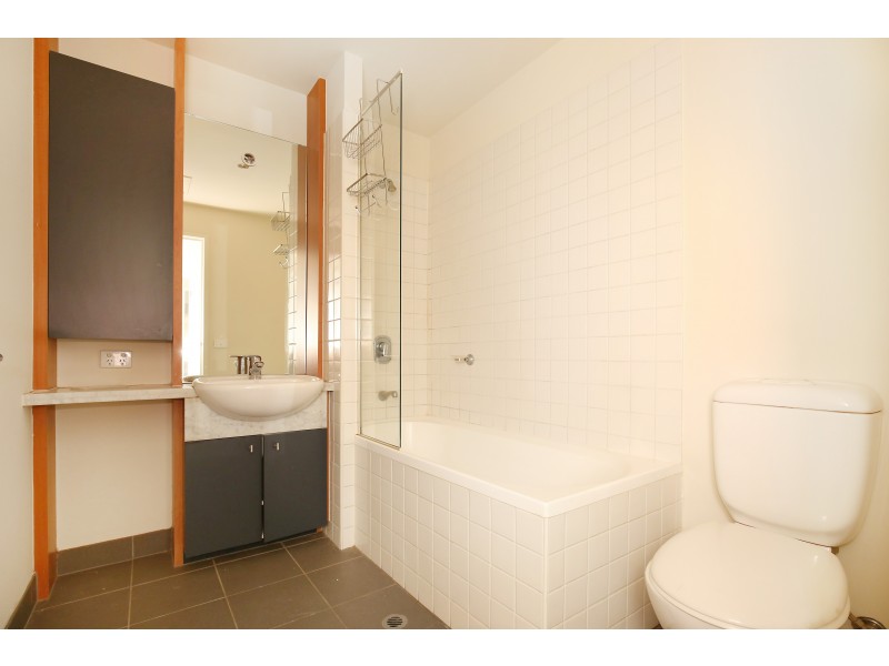 33/80 Trenerry Crescent, Abbotsford VIC 3067