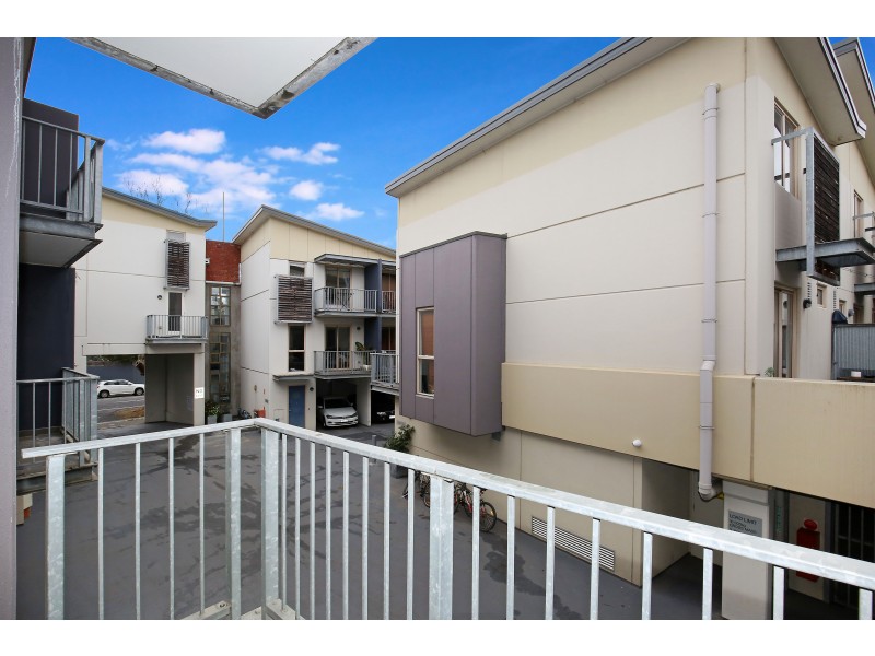 33/80 Trenerry Crescent, Abbotsford VIC 3067