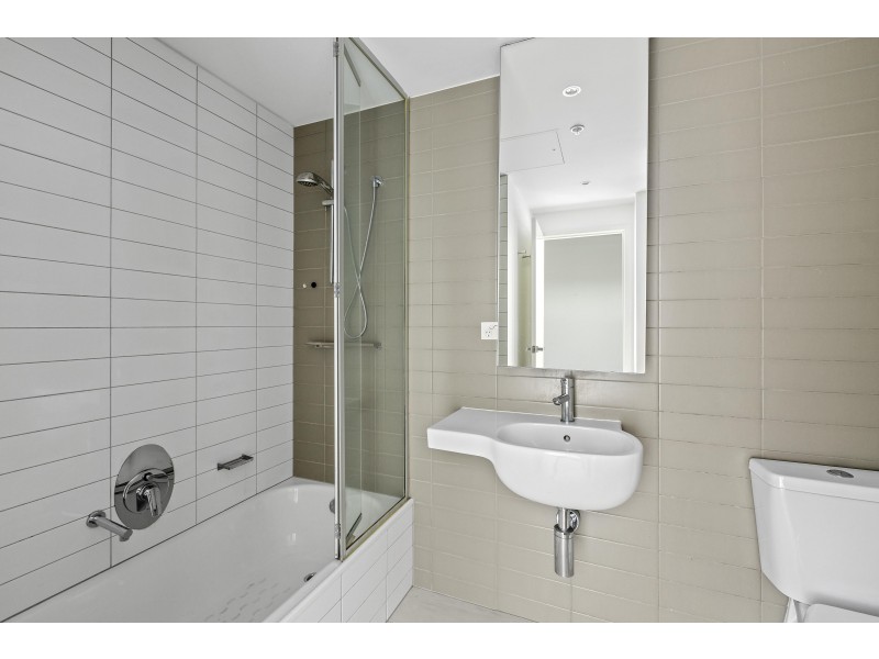 1707/200 Spencer Street, Melbourne VIC 3000