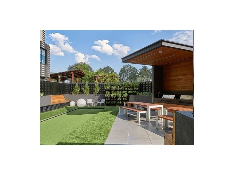 614/495 Rathdowne Street, Carlton VIC 3053