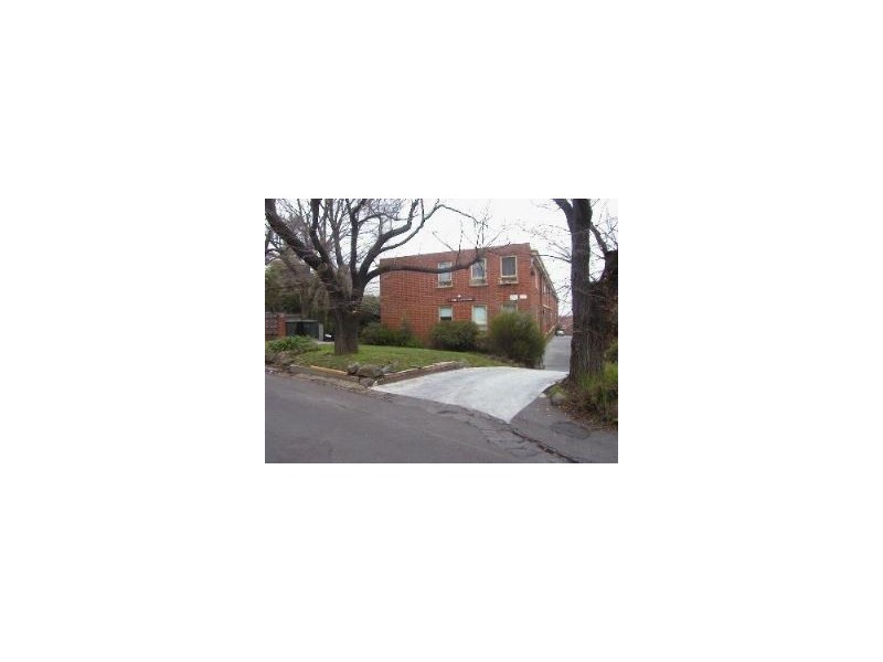 18/2 The Vaucluse, Richmond VIC 3121