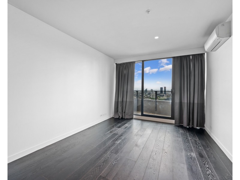 2404/50 Albert Road, South Melbourne VIC 3205