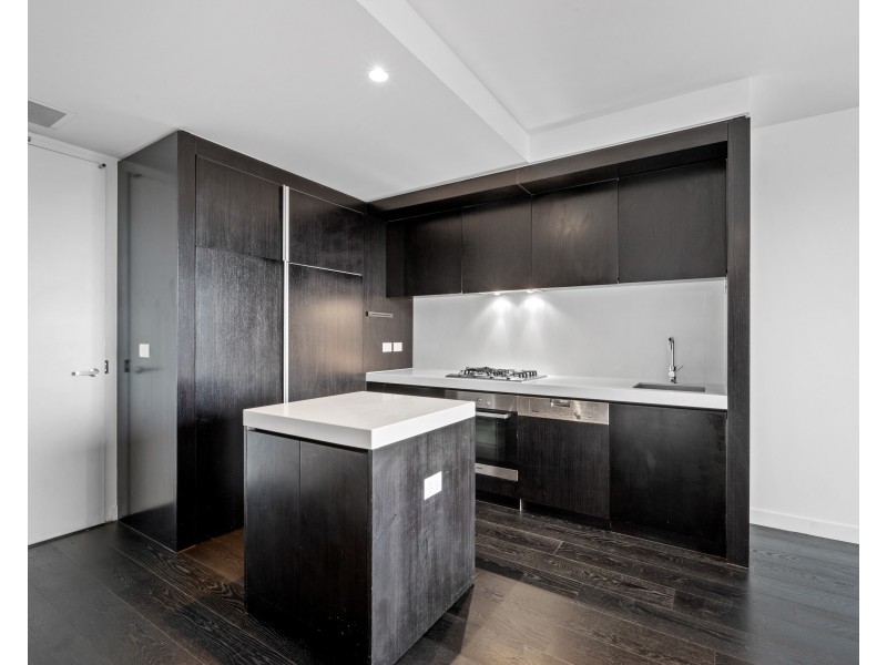 2404/50 Albert Road, South Melbourne VIC 3205