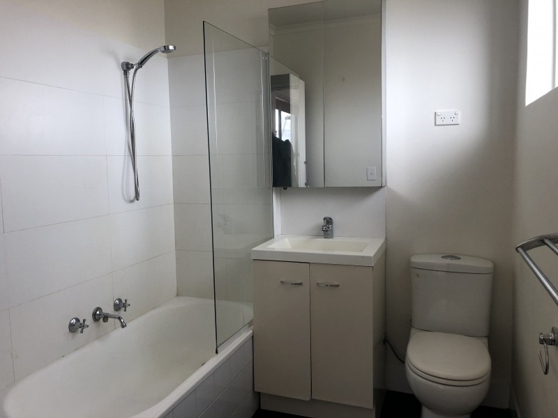 8/96-98 Glenlyon Road, Brunswick VIC 3056