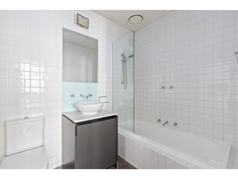 604/233 Collins Street, Melbourne VIC 3000