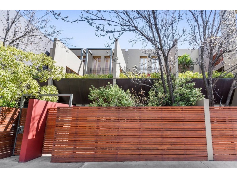 7 St Edmonds Road, Prahran VIC 3181