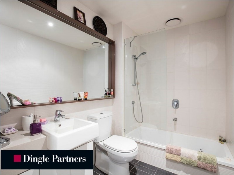 2703/63 Whiteman Street, Southbank VIC 3006