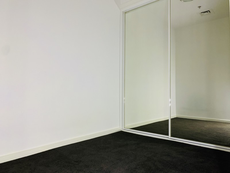 1415/250 Elizabeth Street, Melbourne VIC 3000