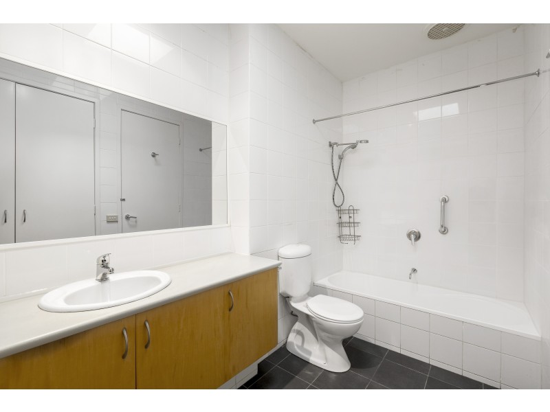 16/6 Anthony Street, Melbourne VIC 3000