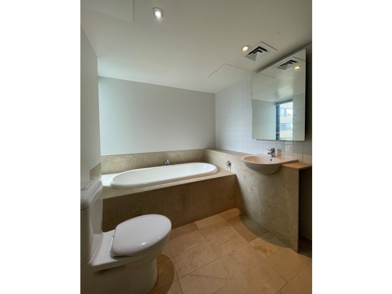 403/228 The Avenue, Parkville VIC 3052