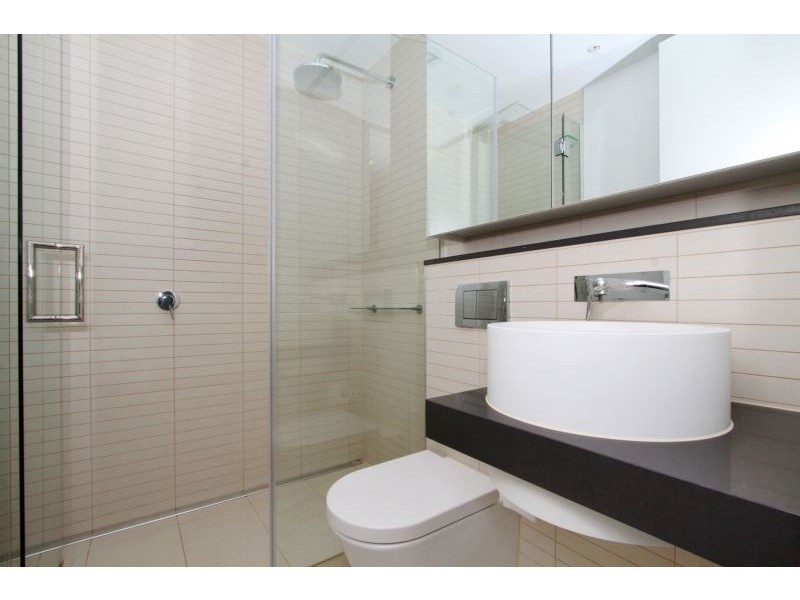 2405/50 Albert Road, South Melbourne VIC 3205