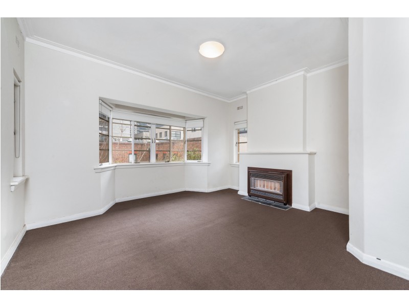 17/246 Albert Street, East Melbourne VIC 3002