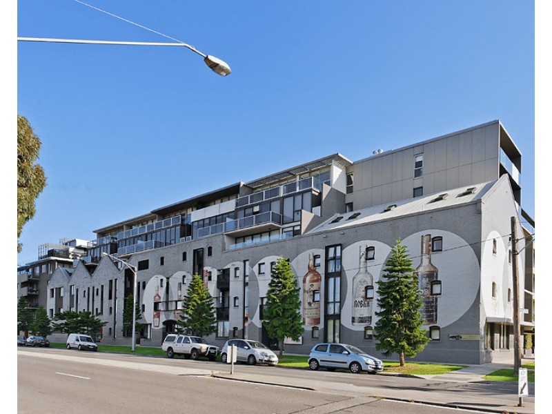 B202/19 Pickles Street, Port Melbourne VIC 3207