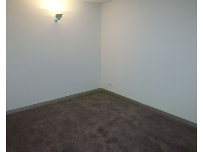 B202/19 Pickles Street, Port Melbourne VIC 3207