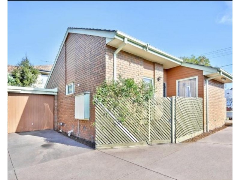 1/14 Schofield Street, Essendon VIC 3040
