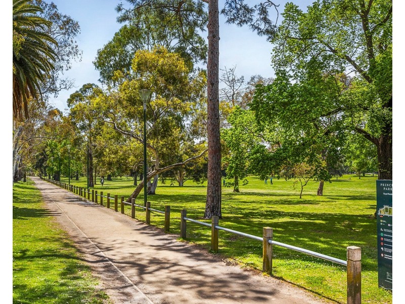 20/283 Royal Parade, Parkville VIC 3052