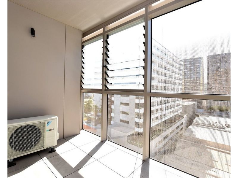 812/70 Dorcas Street, Southbank VIC 3006