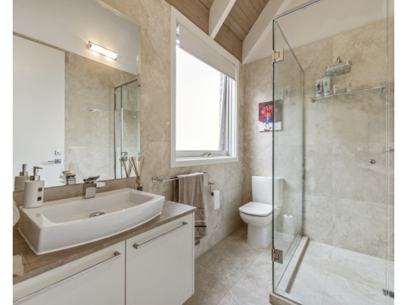 137 Simpson Street, East Melbourne VIC 3002