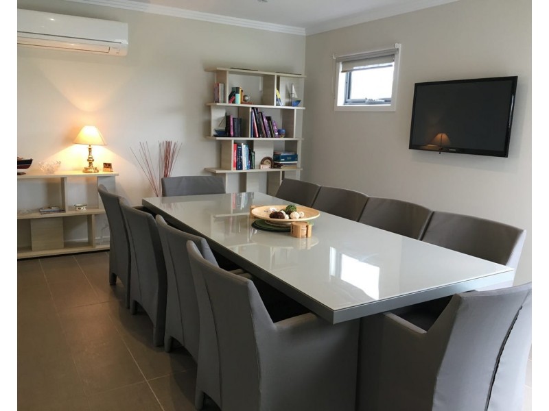 4 Osborne Street, Safety Beach VIC 3936