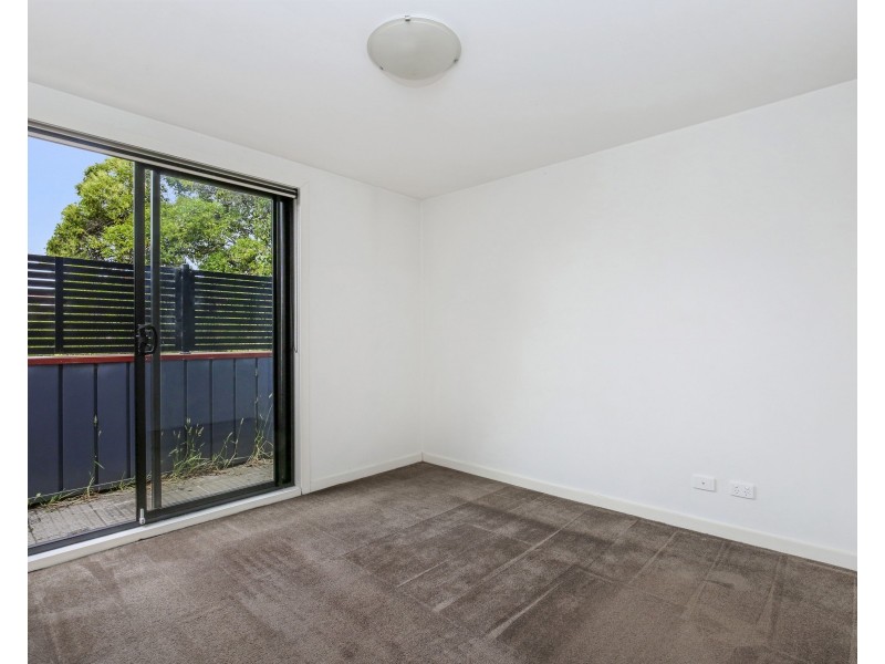 11/225 Buckley Street, Essendon VIC 3040