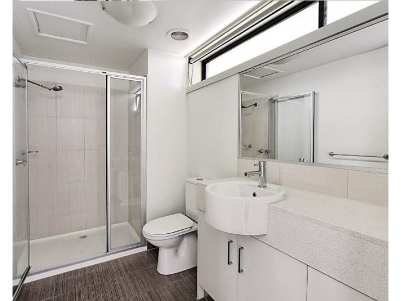 11/225 Buckley Street, Essendon VIC 3040