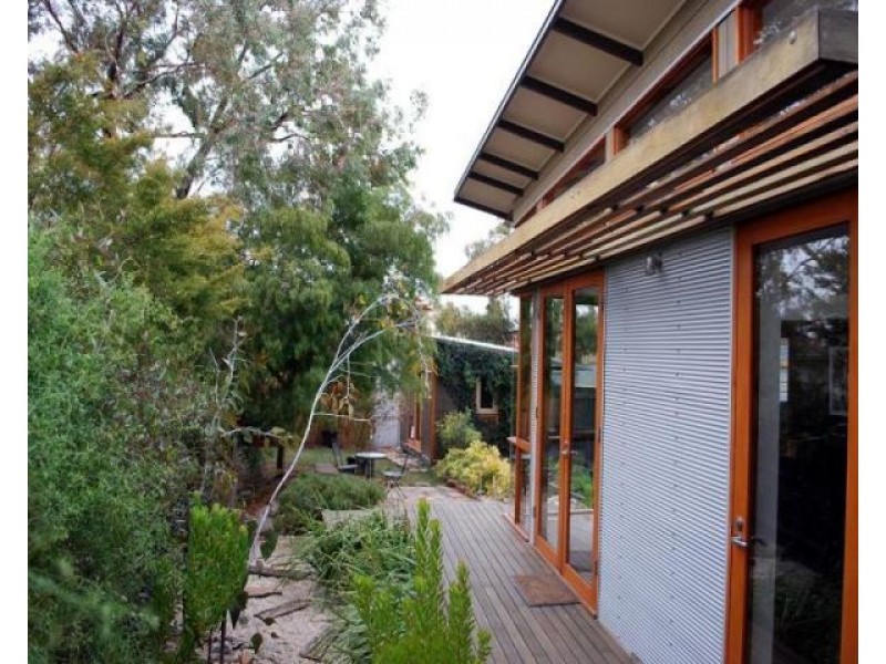 89 Summerhill Road, West Footscray VIC 3012