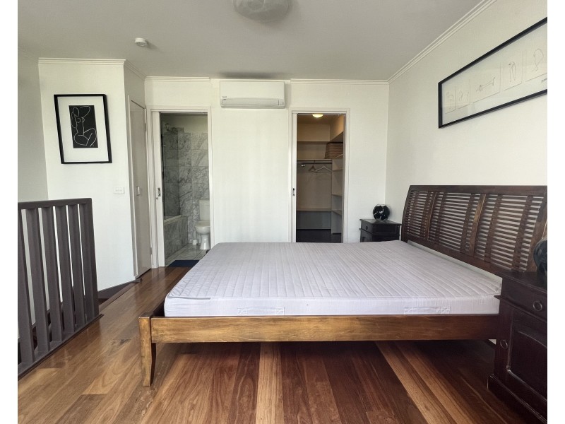 1007/118 Franklin Street, Melbourne VIC 3000