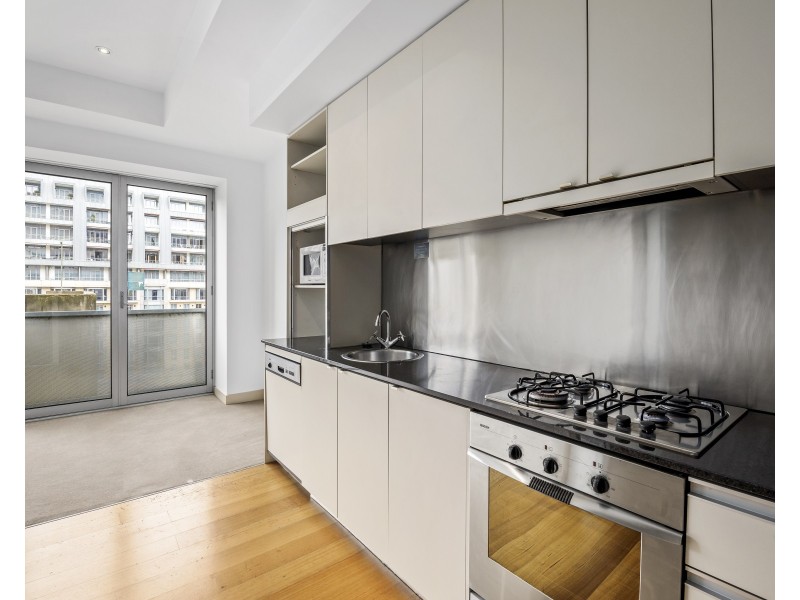 914/233 Collins Street, Melbourne VIC 3000