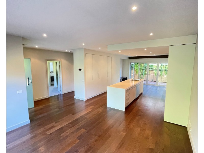 2/29 Elwood Street, Brighton VIC 3186