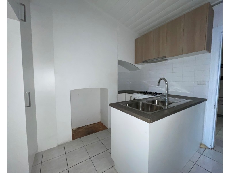 33 Sydney Road, Coburg VIC 3058