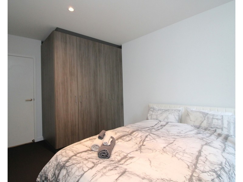 2402/220 Spencer Street, Melbourne VIC 3000