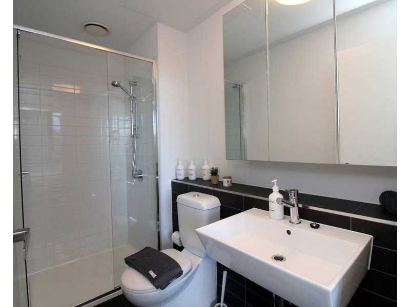 2402/220 Spencer Street, Melbourne VIC 3000