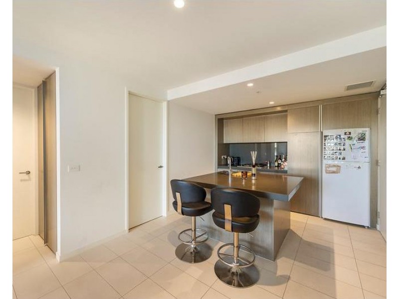 2012/50 Albert Road, South Melbourne VIC 3205