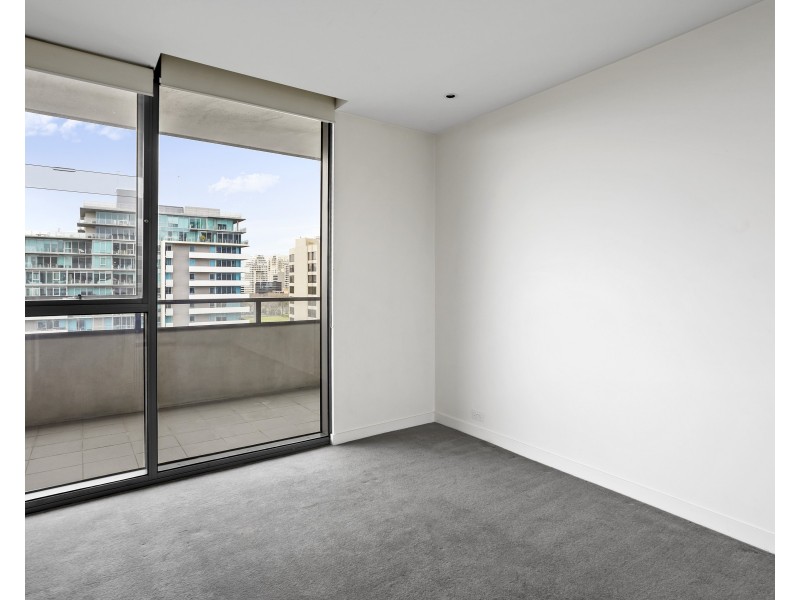 802/55 Queens Road, Melbourne VIC 3000