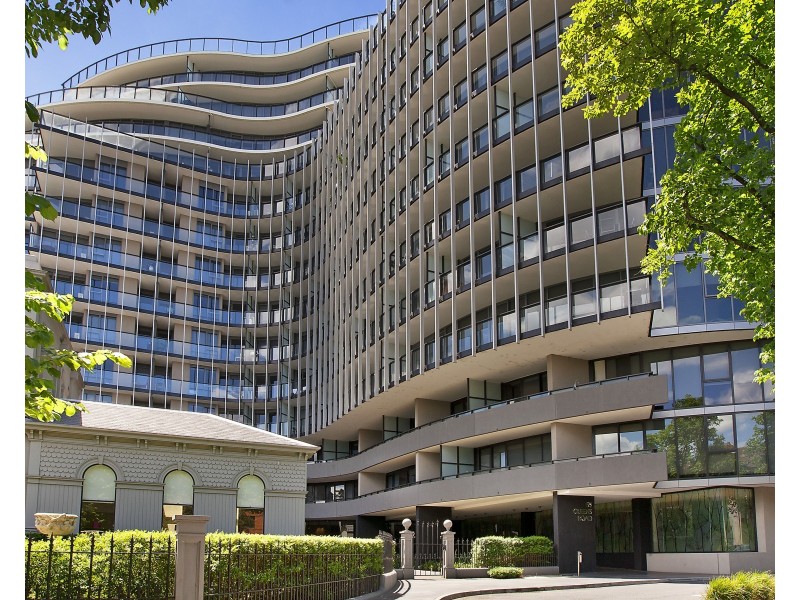 802/55 Queens Road, Melbourne VIC 3000