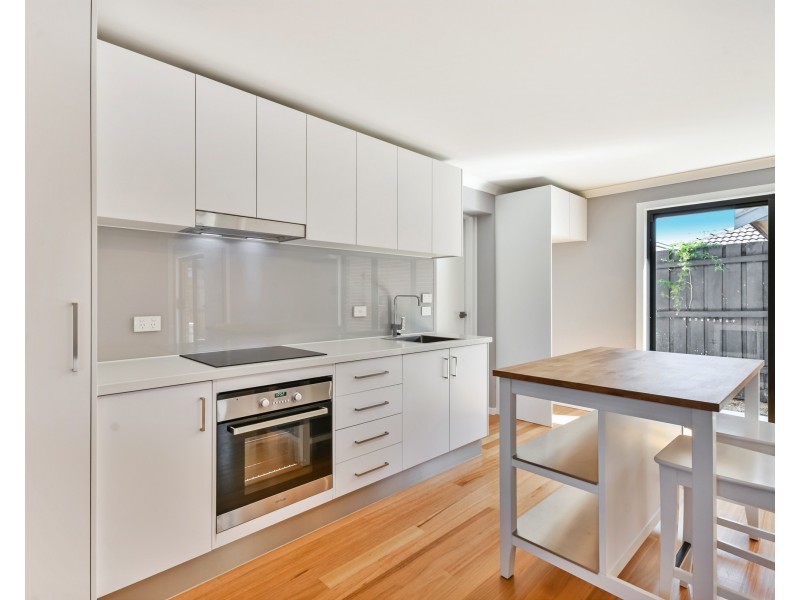 12/68 De Carle Street, Brunswick VIC 3056