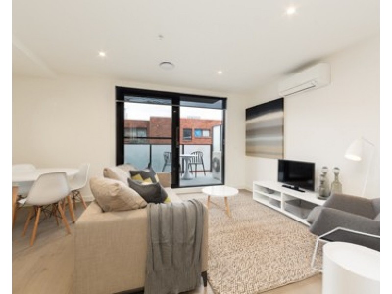 102/2a Henry Street, Windsor VIC 3181