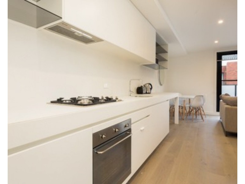 102/2a Henry Street, Windsor VIC 3181