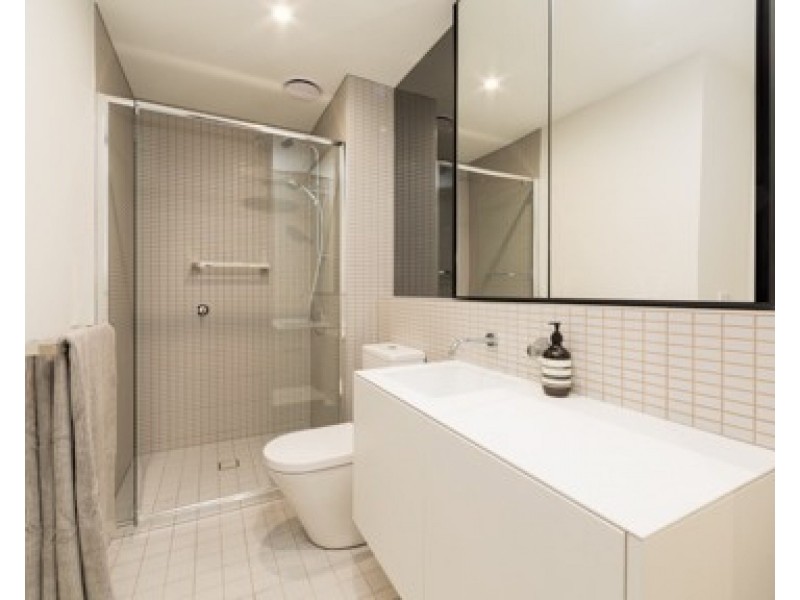 102/2a Henry Street, Windsor VIC 3181