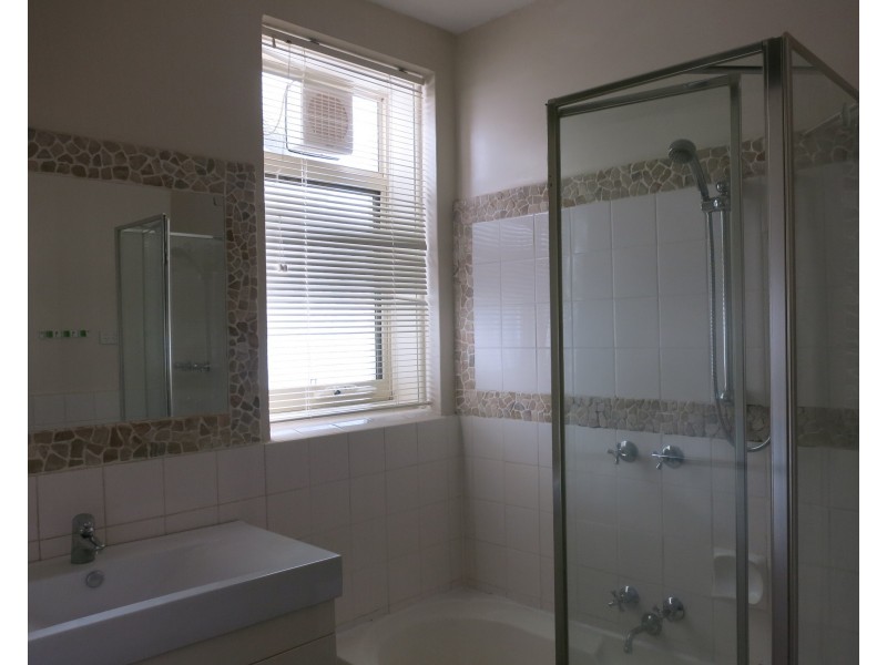 8/1-3 Spenser Street, St Kilda VIC 3182