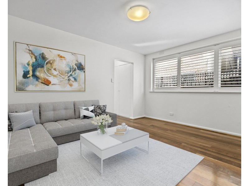 2/141 Glenhuntly Road, Elwood VIC 3184