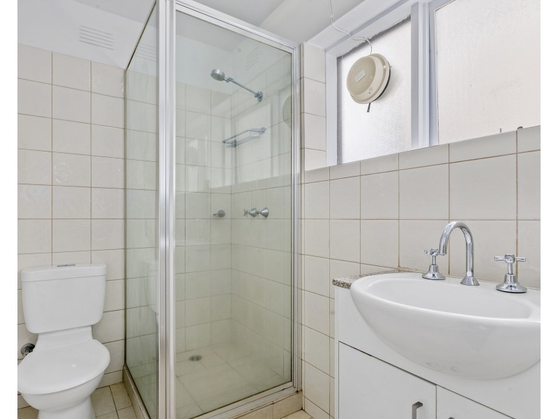 2/141 Glenhuntly Road, Elwood VIC 3184