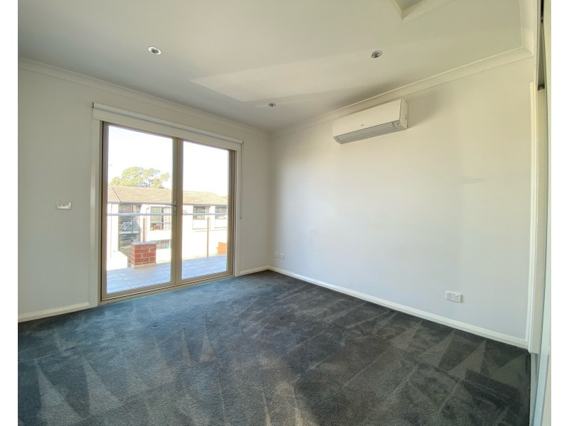 1a Adelaide Street, Ascot Vale VIC 3032