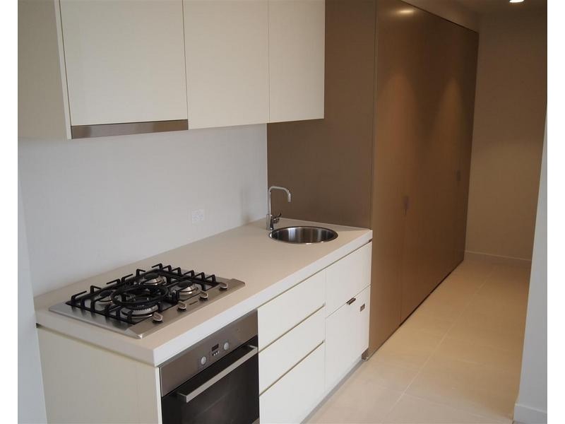 1713/33 Mackenzie Street, Melbourne VIC 3000