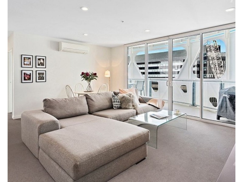 813/55 Merchant St, Docklands VIC 3008