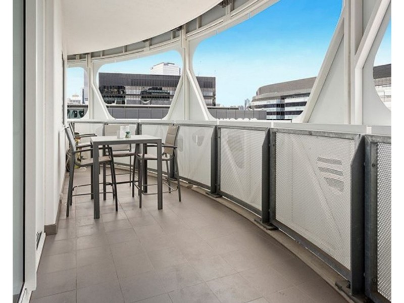 813/55 Merchant St, Docklands VIC 3008