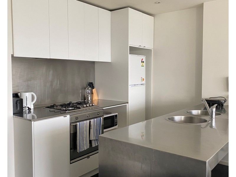 2003/620 Collins Street, Melbourne VIC 3000